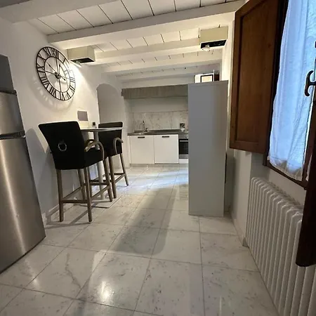 Appartamento Elegante Borgo San Jacopo