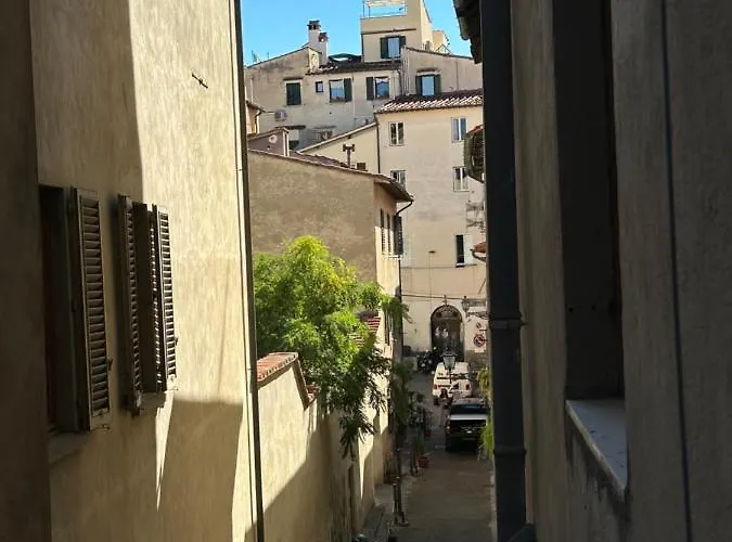 Elegante Borgo San Jacopo